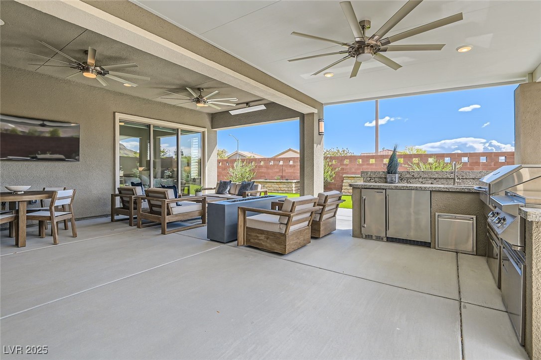 6712 Iron Square Street