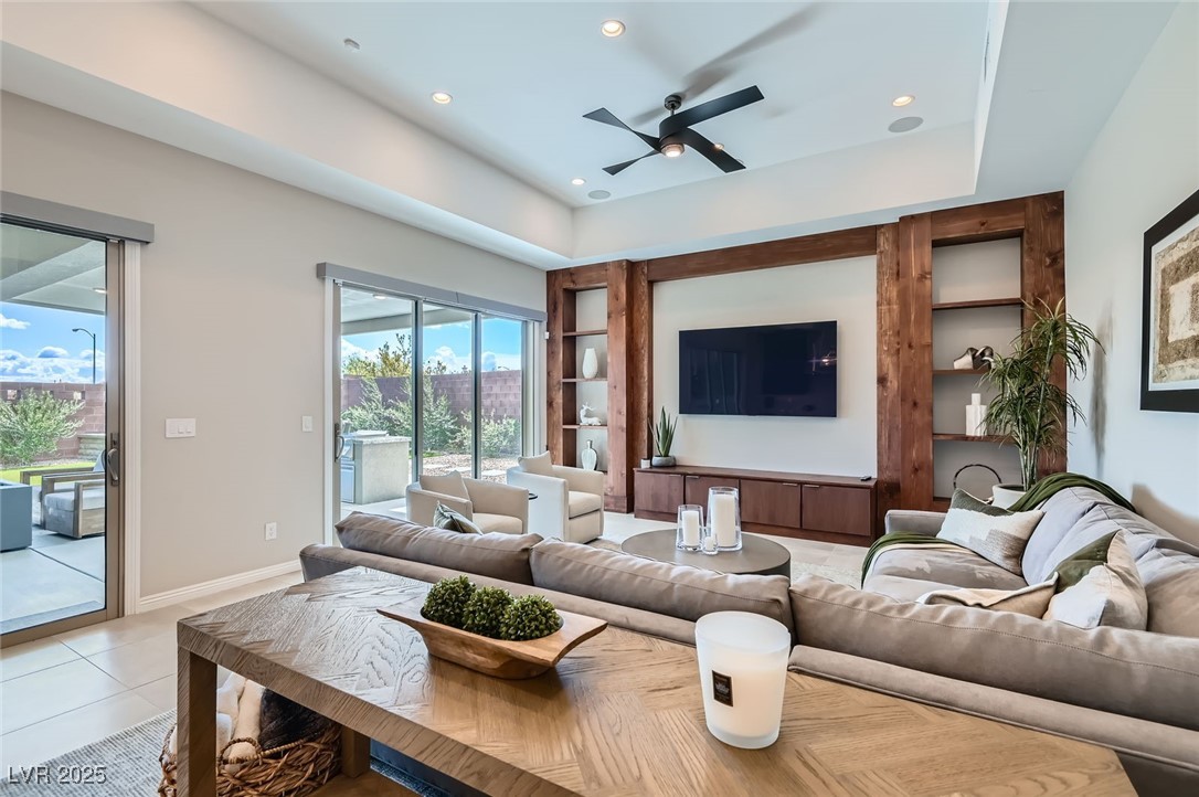 6712 Iron Square Street