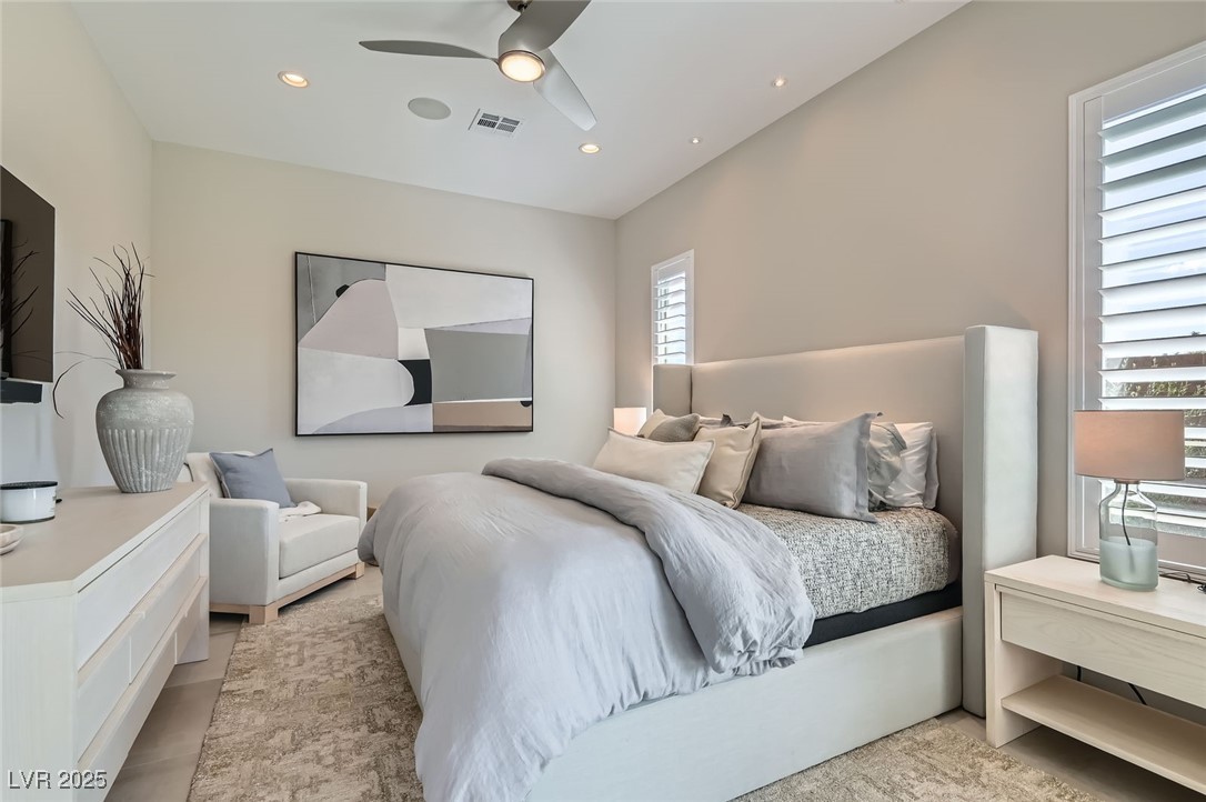 6712 Iron Square Street