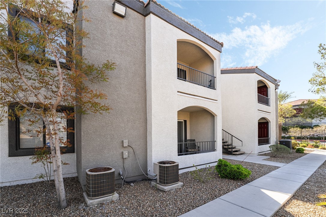 950 Seven Hills Drive 2917