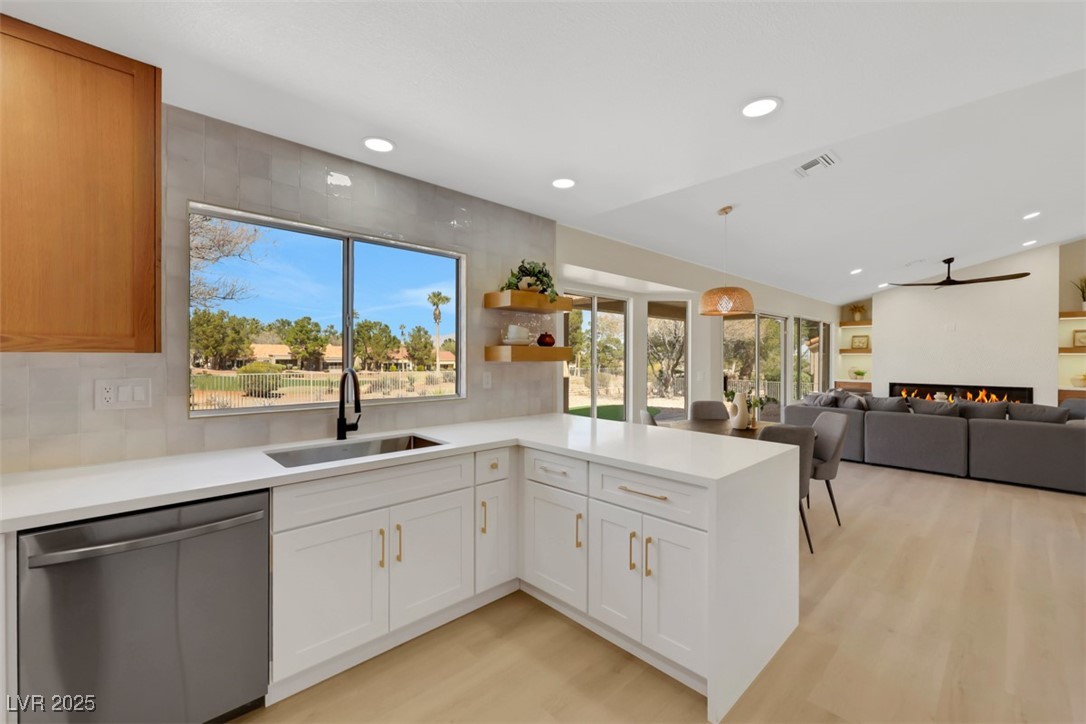 9524 Sundial Drive