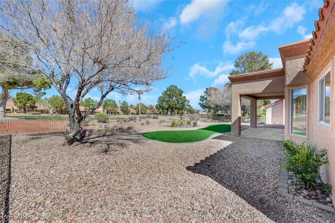 9524 Sundial Drive