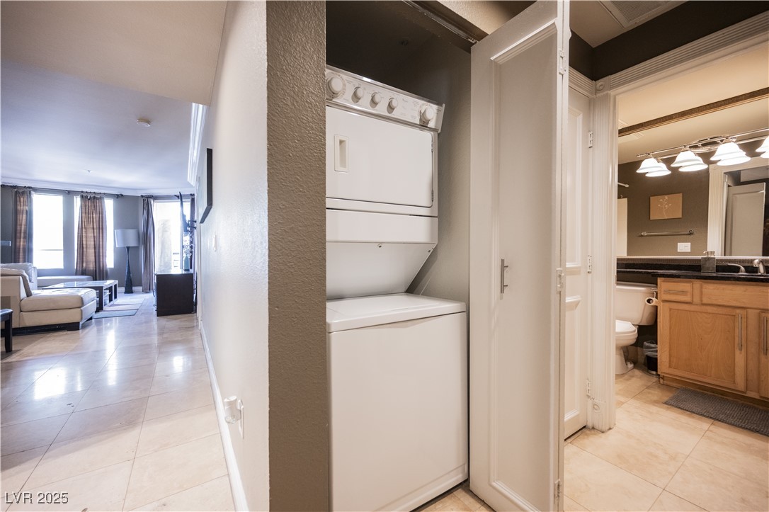 230 East Flamingo Road 212