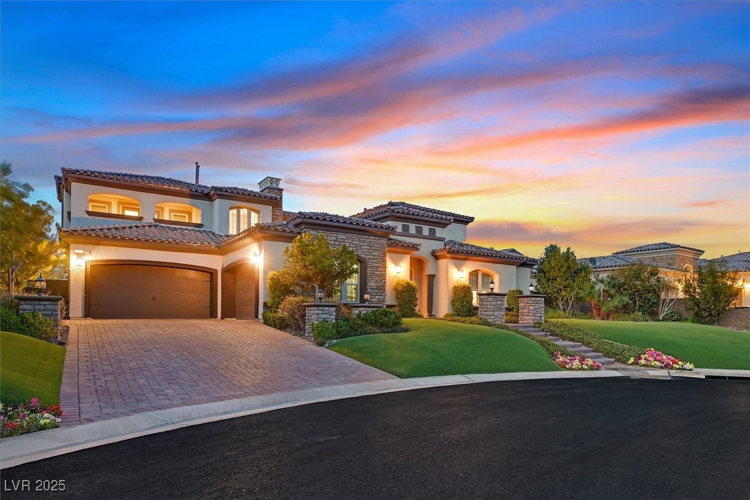 10 Olympia Outlook Drive