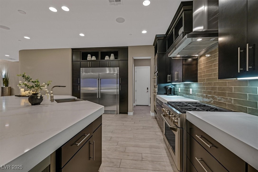 10 Olympia Outlook Drive