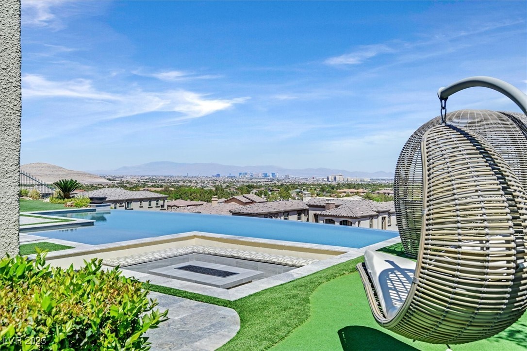 10 Olympia Outlook Drive