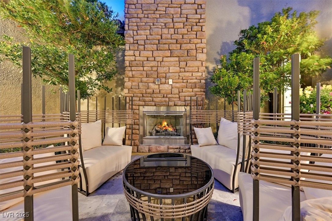 10 Olympia Outlook Drive