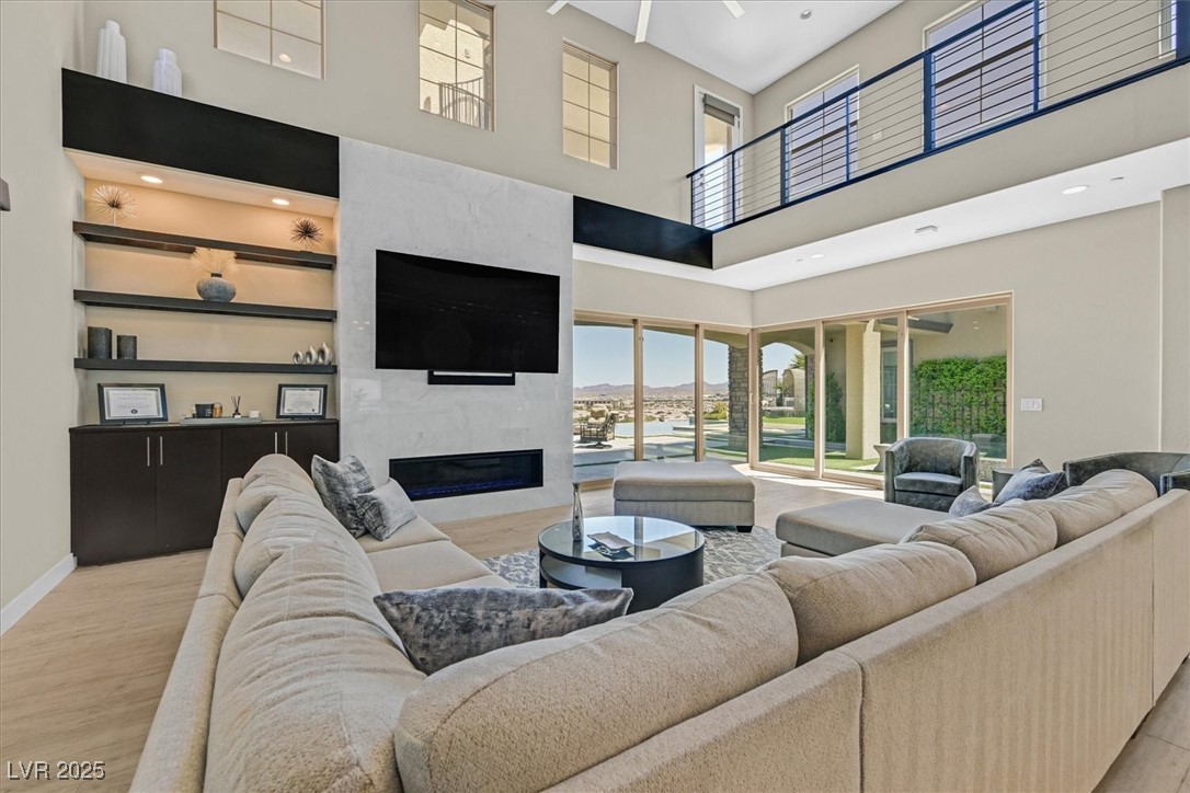 10 Olympia Outlook Drive