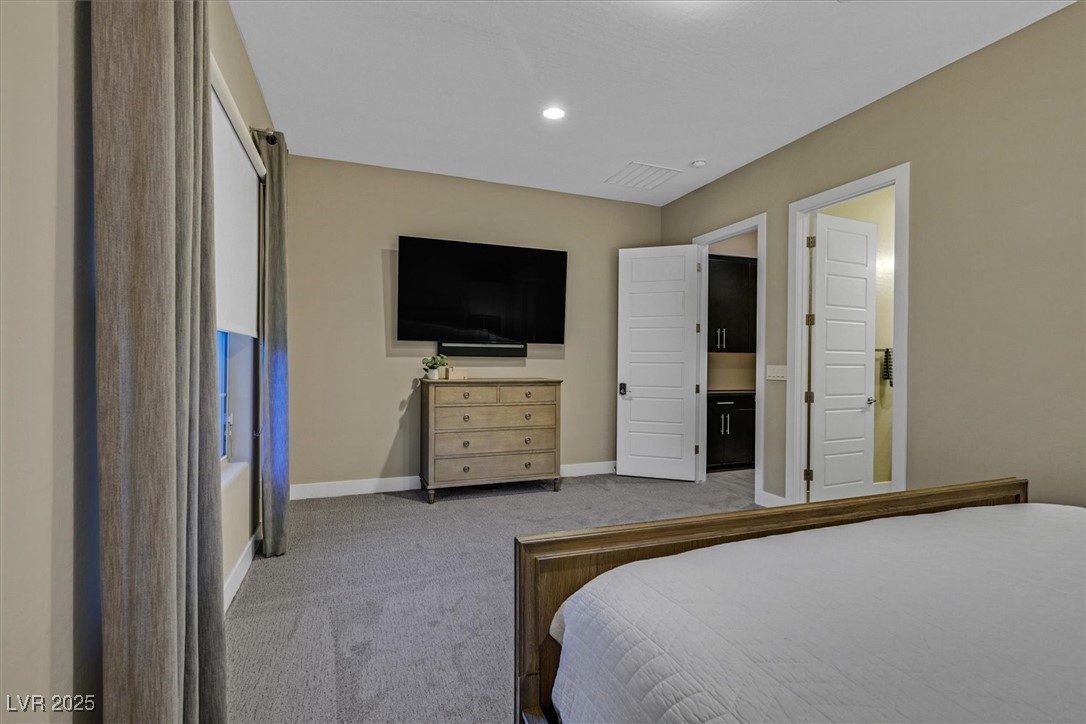 10 Olympia Outlook Drive