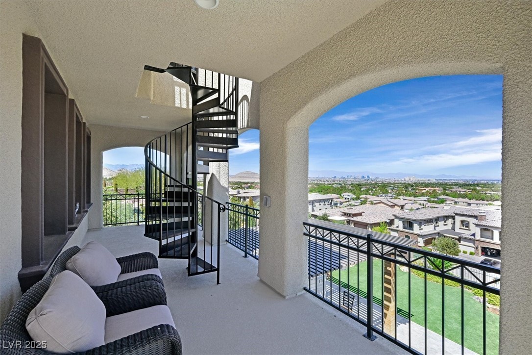 10 Olympia Outlook Drive