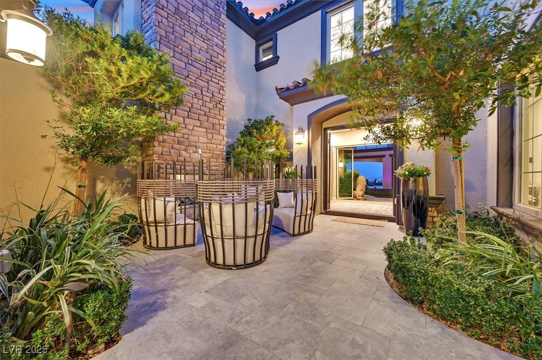 10 Olympia Outlook Drive