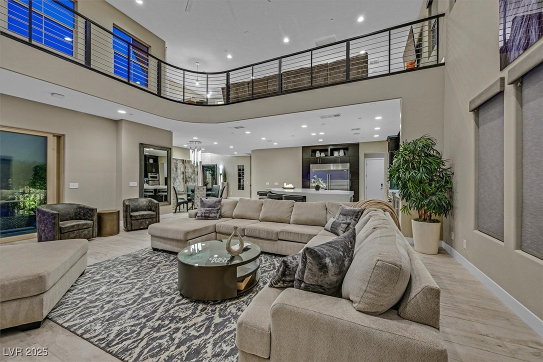 10 Olympia Outlook Drive