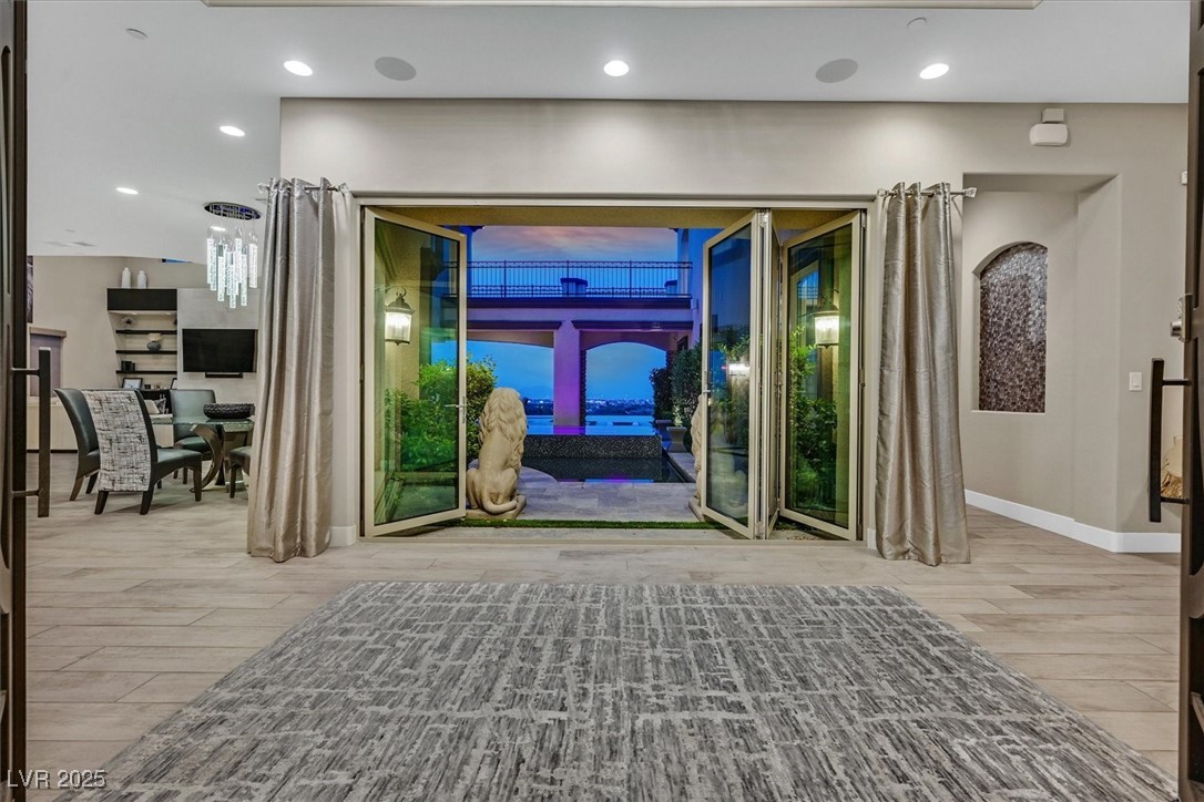 10 Olympia Outlook Drive