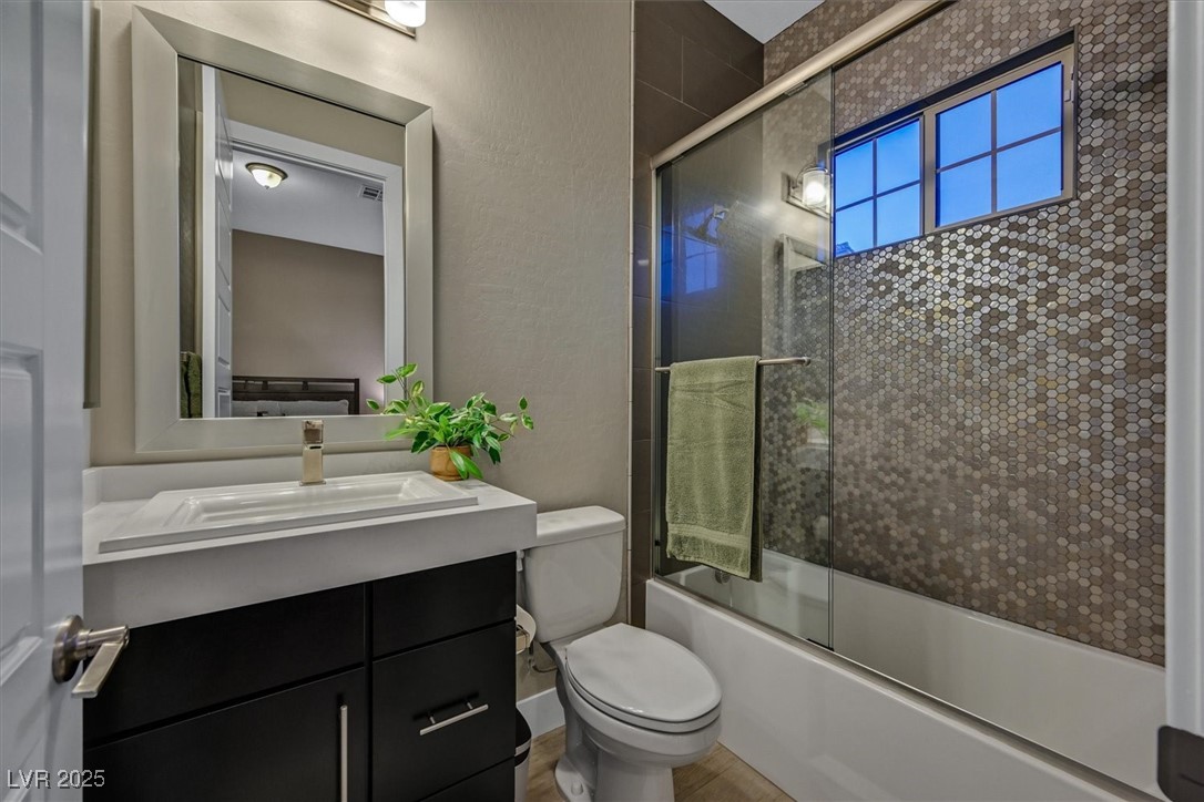 10 Olympia Outlook Drive