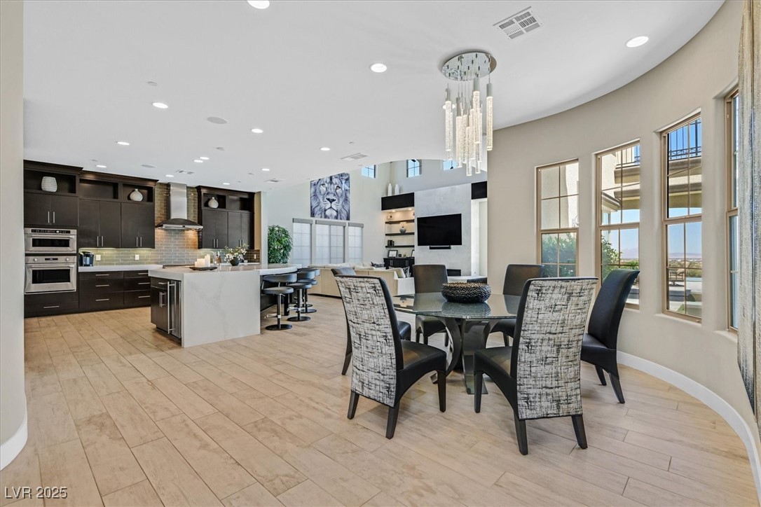 10 Olympia Outlook Drive