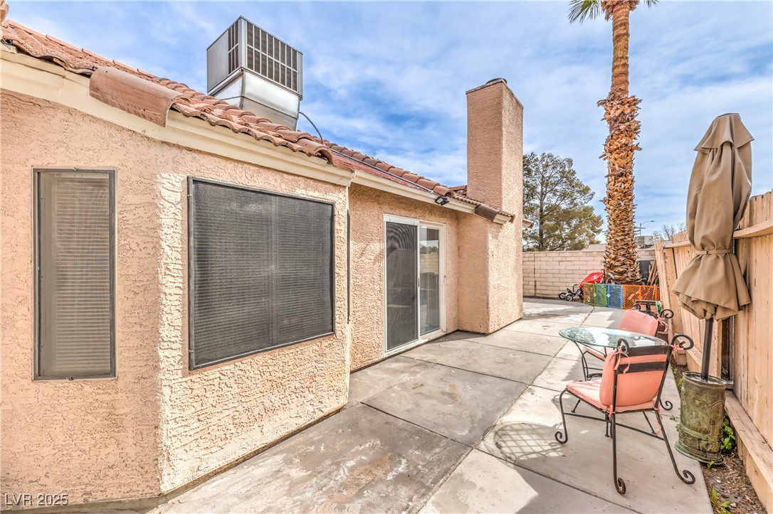 2744 Ironside Drive