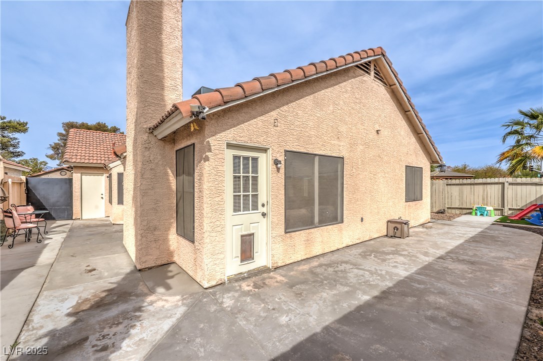 2744 Ironside Drive