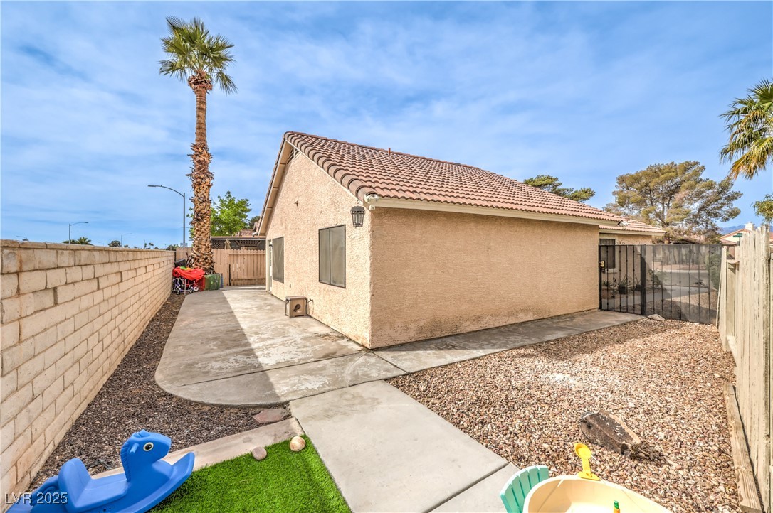 2744 Ironside Drive