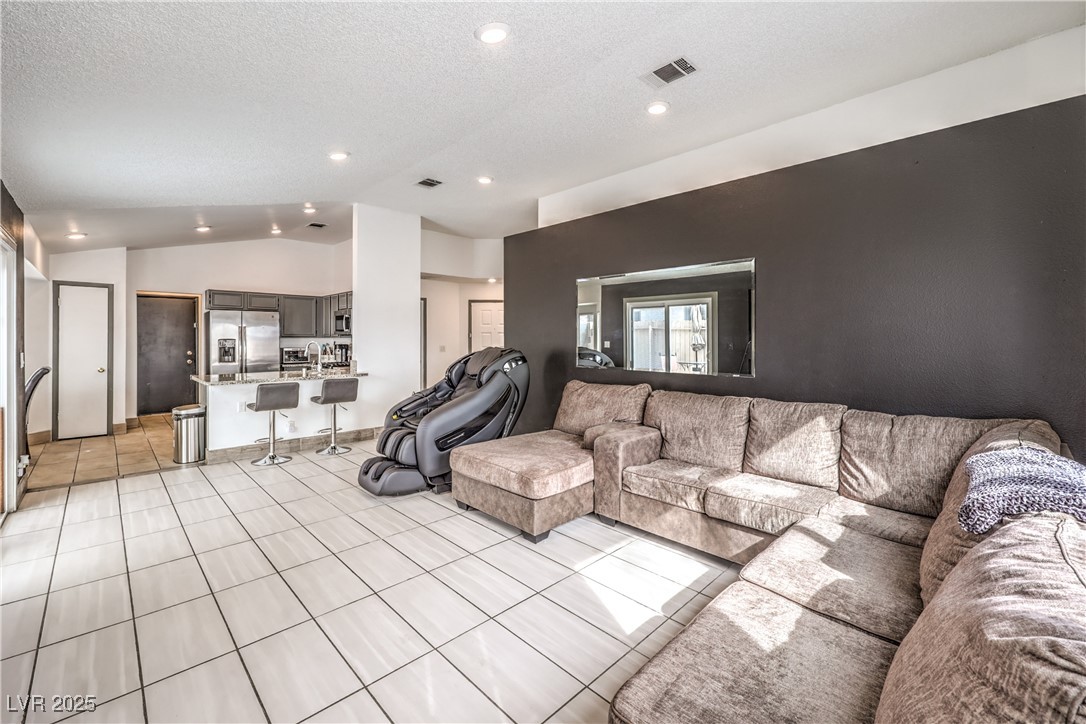 2744 Ironside Drive
