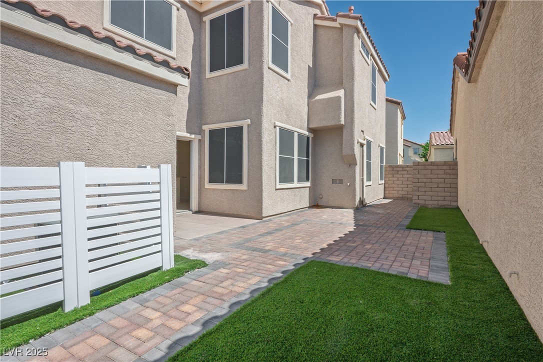 1024 Larkspur Point Court