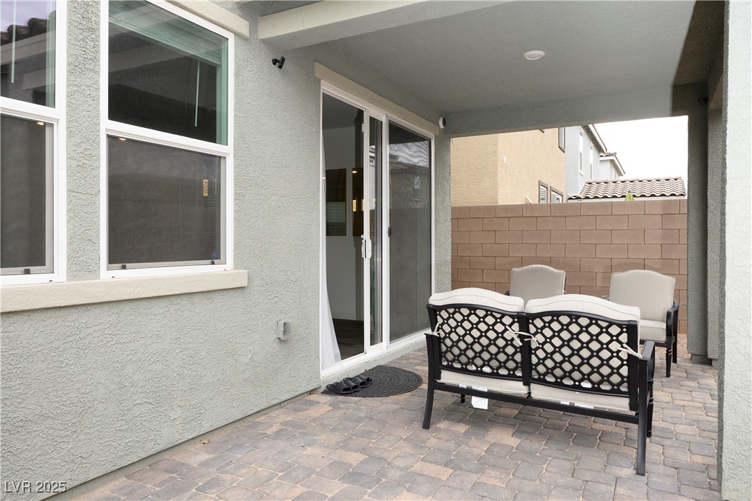 4698 Lucky Jade Avenue