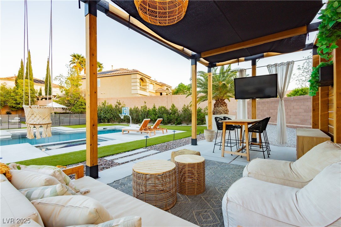 1025 Via Capannoli Terrace