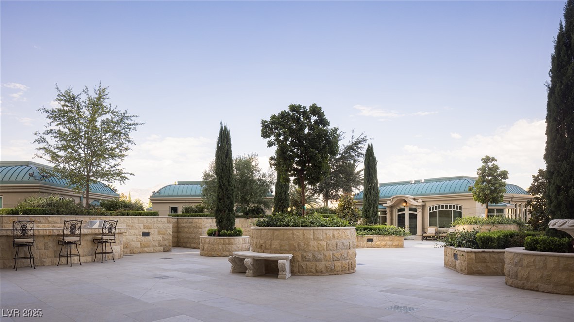 9101 Alta Drive 101