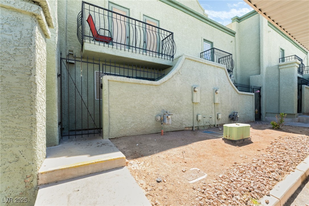 7084 Burcot Avenue D27