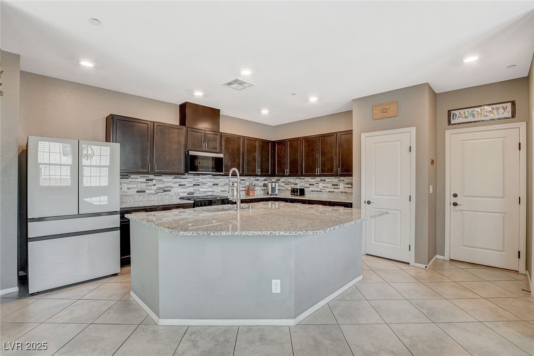 2853 Cabrillo Terrace Street