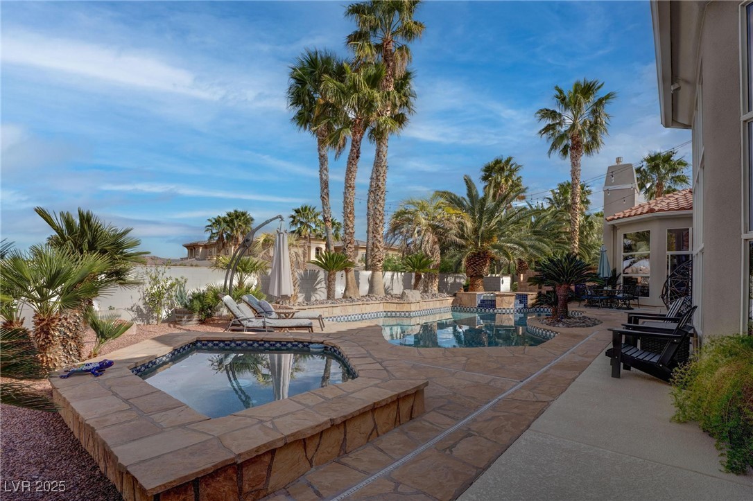 4594 Blue Mesa Way