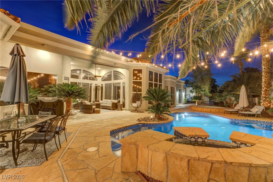 4594 Blue Mesa Way