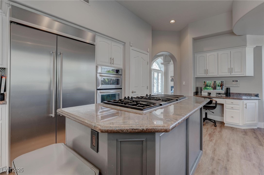 4594 Blue Mesa Way