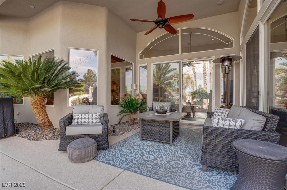 4594 Blue Mesa Way