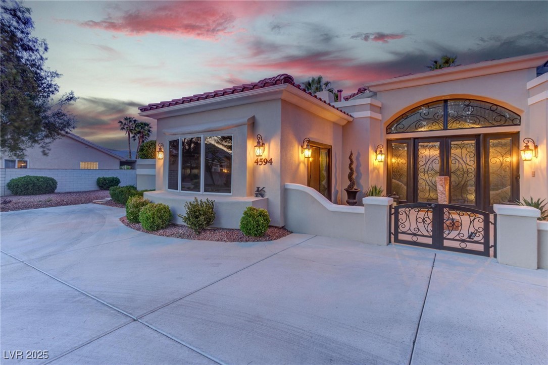 4594 Blue Mesa Way