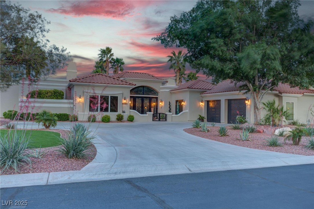 4594 Blue Mesa Way