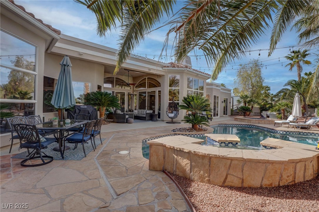 4594 Blue Mesa Way