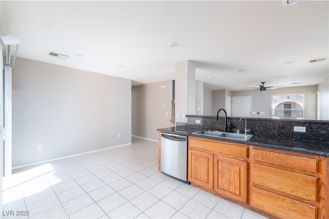 8174 Amphora Street