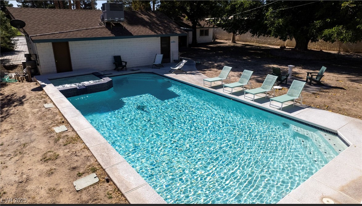 4012 Vegas Drive