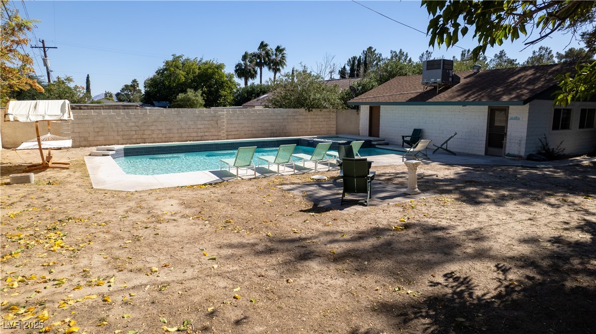 4012 Vegas Drive