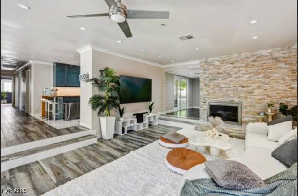 4012 Vegas Drive