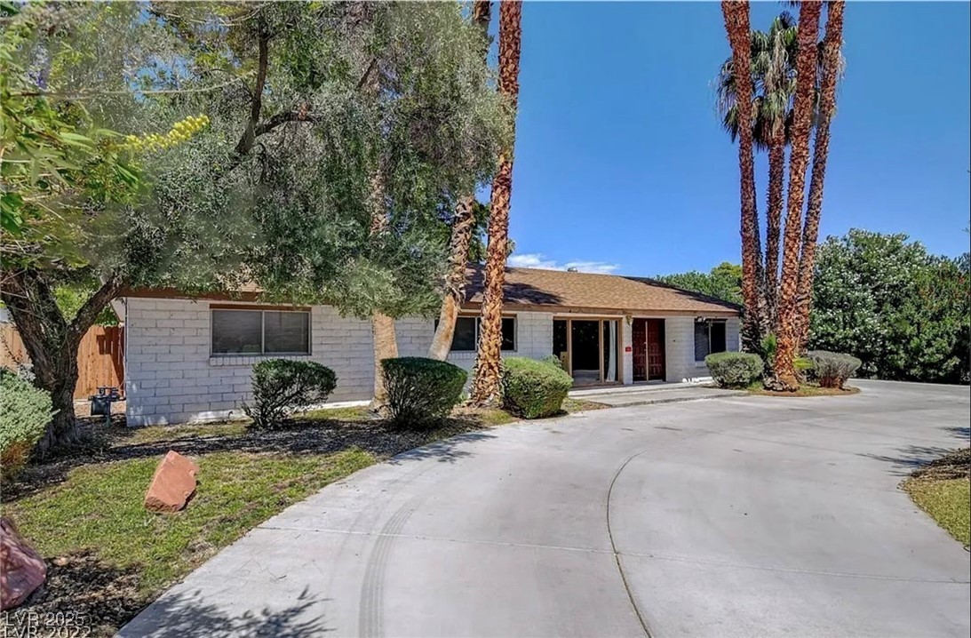4012 Vegas Drive