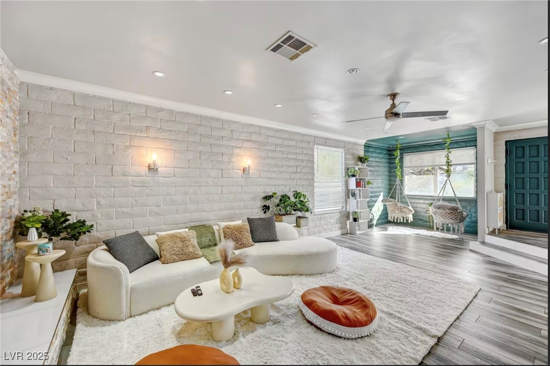 4012 Vegas Drive