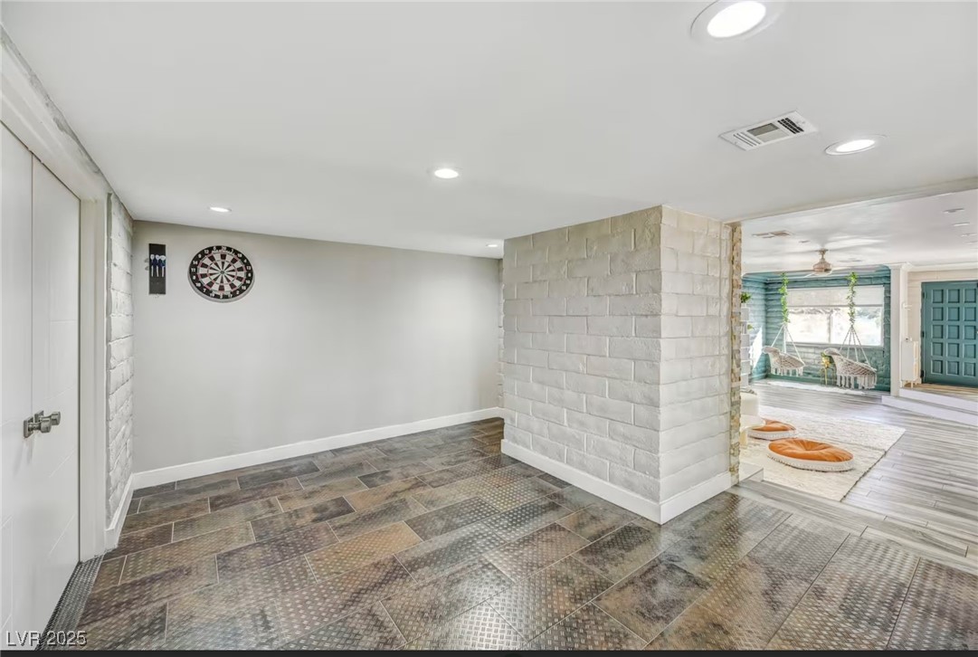4012 Vegas Drive