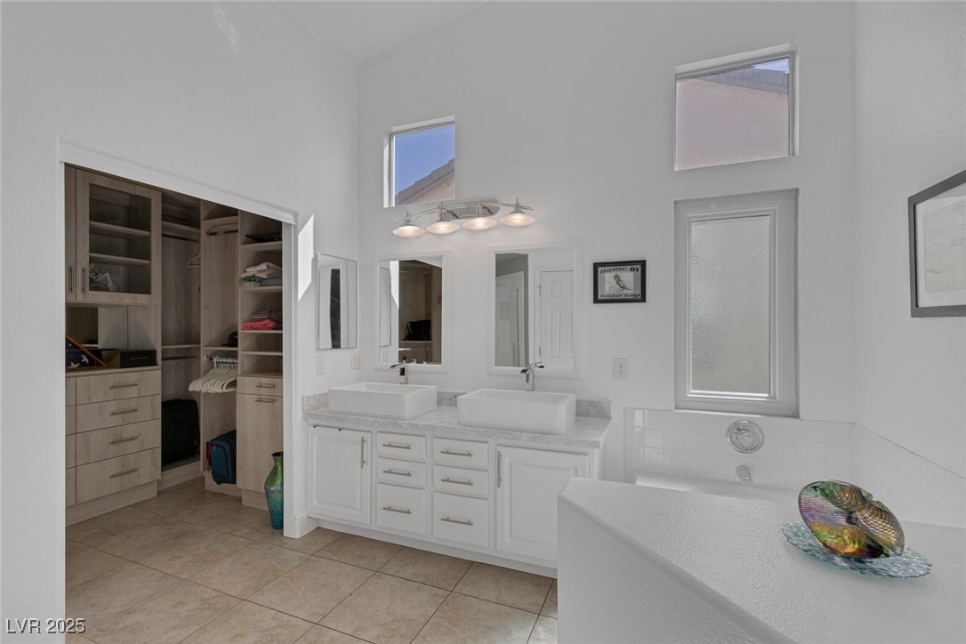 5205 Molveno Court