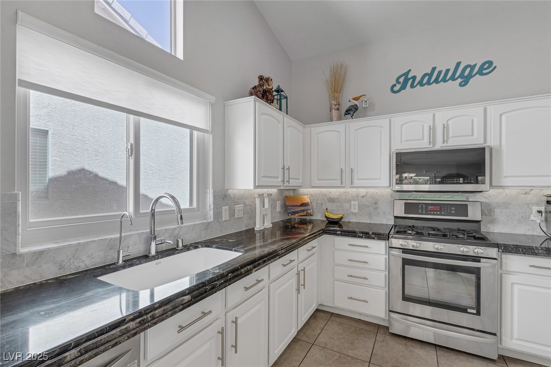5205 Molveno Court