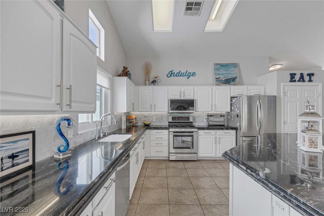 5205 Molveno Court