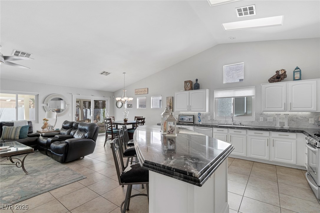 5205 Molveno Court