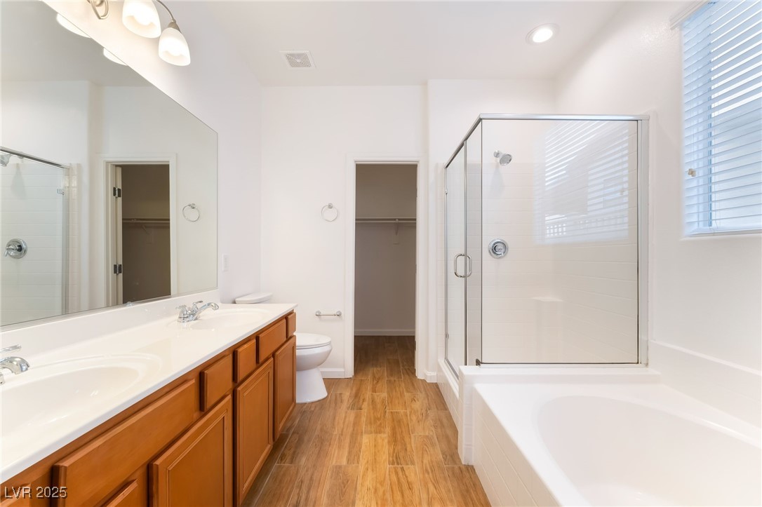 925 Crescent Falls Street