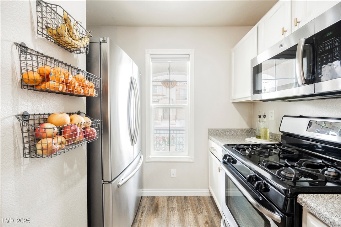10400 Beautiful Fruit Street