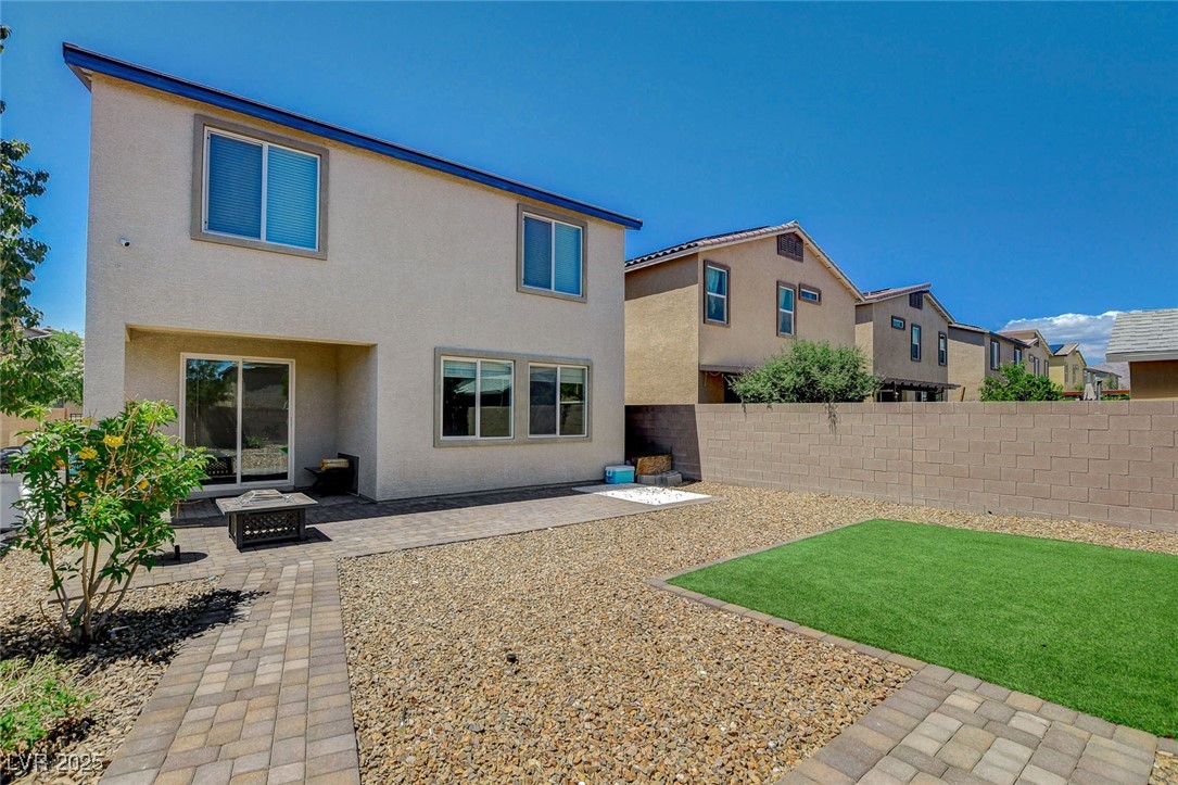 7246 Dazzle Point Street